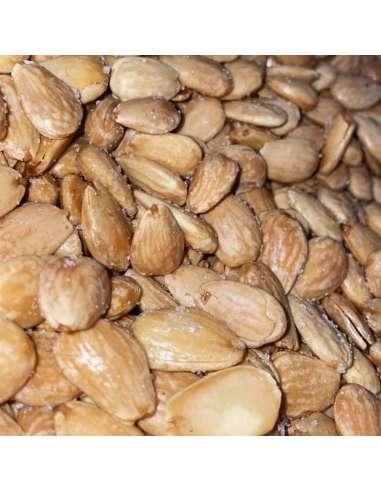 Almendra frita sin piel