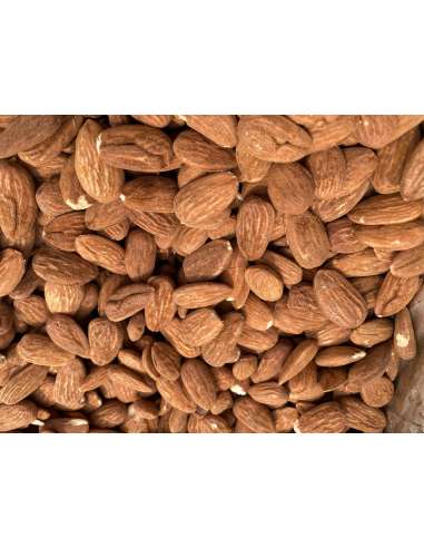 Almendra natural con piel